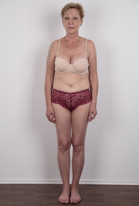 Older mature granny Milena stripping to display her aged body in porn tryout