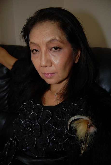 Pretty mature slut with hard nipples Setsuko hardcore masturbating