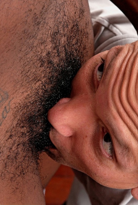 Ebony amateur Jordan Lover offering her hairy pussy to tongue and dick