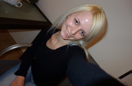 Karups Private Collection performed by Denisa Peterson Sex Gallery