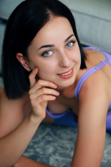 Raven-haired teen Alin Luxe strips naked & flaunts her pink twat & big ass